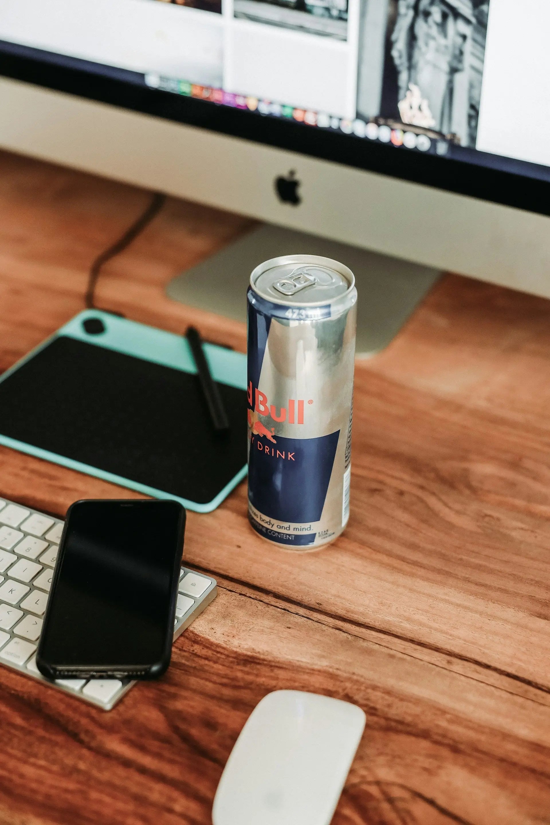 Do Energy Drinks Actually Improve Performance? What the Research Says